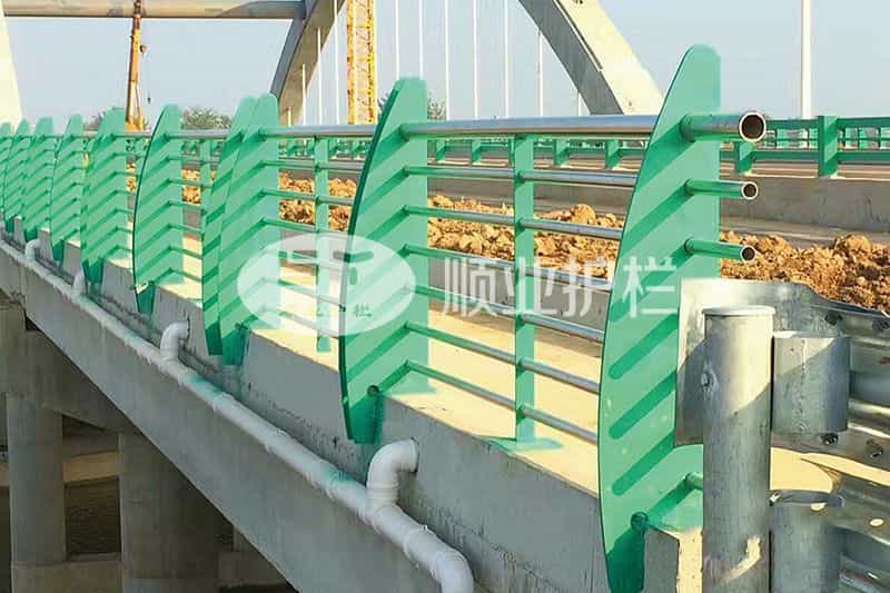 河道（dào）橋（qiáo）梁護欄QL-38